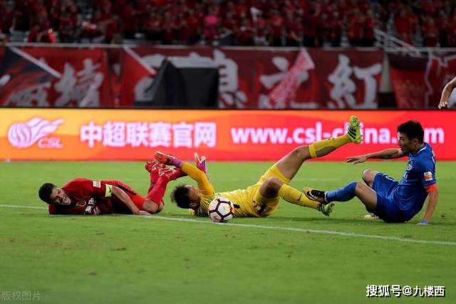 英超-加克波破门萨拉赫点射 利物浦2-2曼联